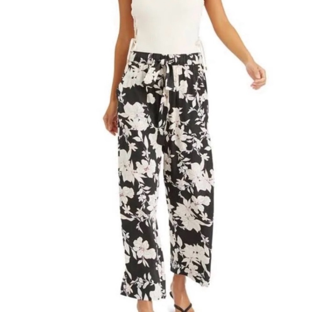 Sanctuary Black and White Wide Leg Floral Jumpsuit - Picture 4 of 16